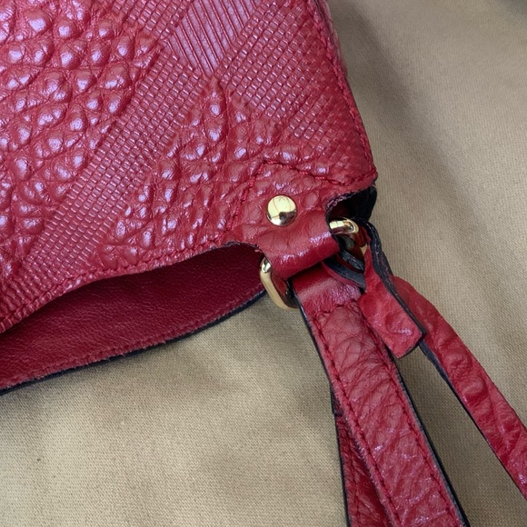 Burberry Embossed Check Leather Canterbury bag - Picture 9 of 16